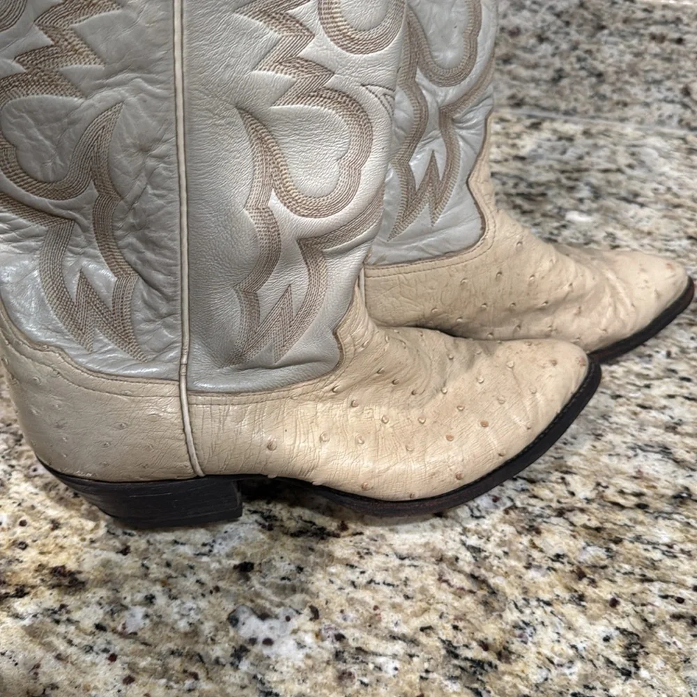 Tony Lama Ostrich Size 8 Off White/Beige Boots